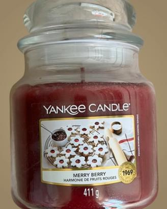 Nuovissima Yankee Candle Berry Merry