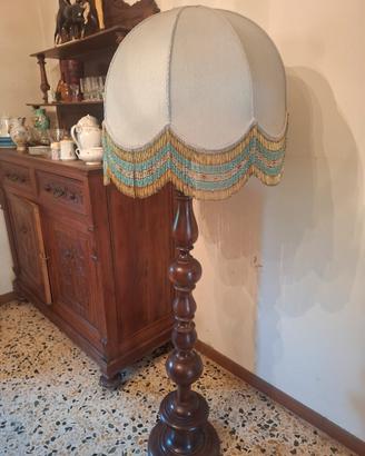 lampada da terra vintage