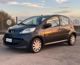 Peugeot 107 1.0 68CV 5p. Sweet Years NEOPATENTATI