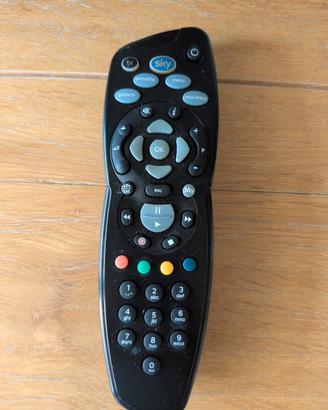 telecomando Sky