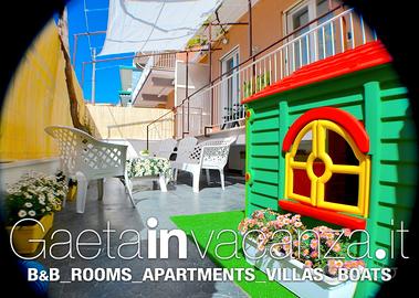 Casa vacan con giardino sulla spiaggia di Serapo