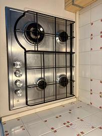 Cucina due comodini e comò