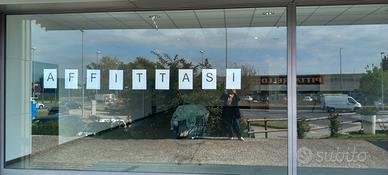 Spazio commerciale in zona strategica