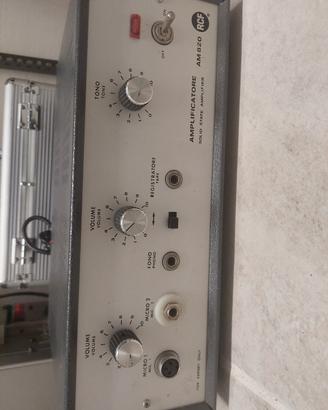 amplificatore RCF AM 820