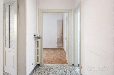 TRILOCALE CON GARAGE IN CONTESTO TRANQUILLO E RISE