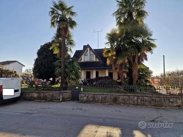 Immobile in asta di 247 m² con 5 locali a Loria