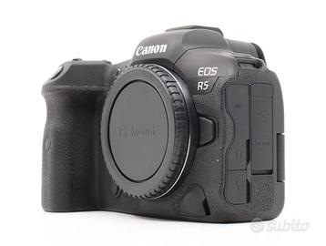 Ricerco  Canon Eos R5 usata