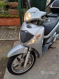 Honda Sh 125 2006 con motore da rifare