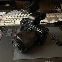 Canon eos M3