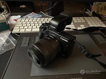 Canon eos M3