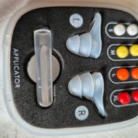 Tappini in silicone per orecchie