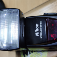 Nikon flash Sb 800.+Sb900