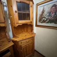 Mobile con anta trasparente vintage