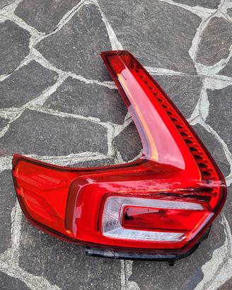 Faro posteriore SINISTRO Volvo XC 40 ORIGINALE
