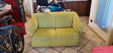Divano letto 2 posti – Materasso nuovo