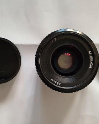 Nikon AF Nikkor 35mm f/2+ Accessori