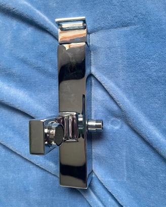 Due rubinetti Paffoni per vasca, uno nuovo