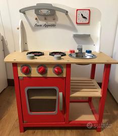 Cucinetta giocattolo
