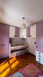 Armadio a ponte e due letti  bicolor