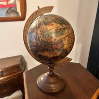 Globo terrestre vintage decorativo