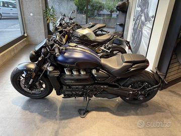 TRIUMPH Rocket STORM 3 R .