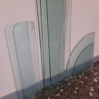 Mensole in vetro con supporti 
