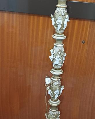 Capodimonte lampada a terra di antiquariato 