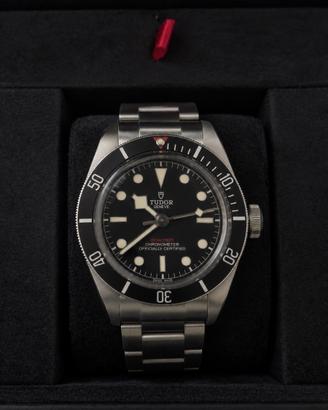 Tudor black bay 79230 41mm
