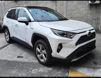 Rav4 full hybrid Lounge