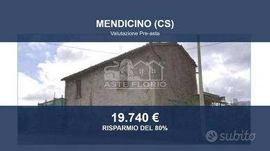 Immobile in asta di 1320 m² a Mendicino