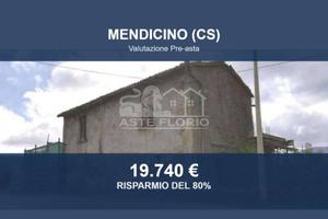 Immobile in asta di 1320 m² a Mendicino