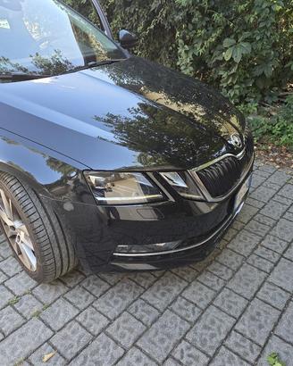 skoda octavia g tec style 2019 con ACC