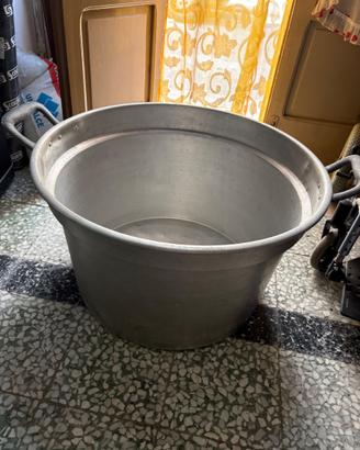 Pentolone per salsa