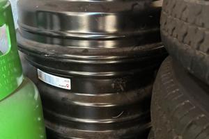 Kit 4 cerchi in ferro 15” Alcar 4026 6Jx15