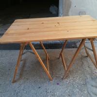 tavolo in legno  su cavalletti