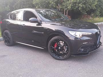 Alfa Romeo Stelvio 2.2 Turbodiesel 210 CV AT8 Q4 V