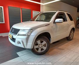 Suzuki Grand Vitara 1.9 ddis * 4X4 * 3p 130CV...