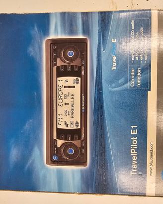 Kit Blaupunkt TravelPilot E1 + Caricatore 10 CD 