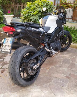 BMW F800R
