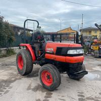 T28 Trattore Kubota 50 CV per prati