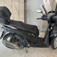 Honda SH150Ad