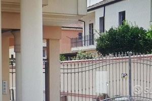 Locale commerciale 150 mq a Trentola