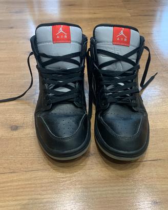 Nike Air Jordan 1 Mid SE colore nero taglia 45
