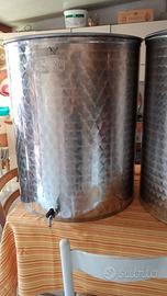 Serbatoio in acciaio per vino e olio