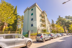 3 LOCALI A ROMA