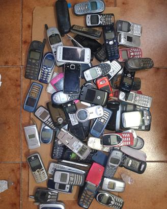 telefoni cellulari vecchi 
