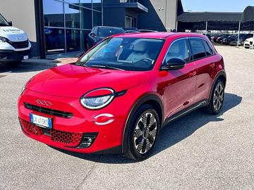 FIAT 600 Hybrid 100 CV DCT MHEV La Prima / Ro...