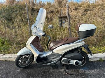 Piaggio Beverly 300