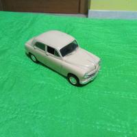 modellino FIAT 1400