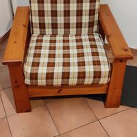 Coppia di poltrone in legno massello di pino